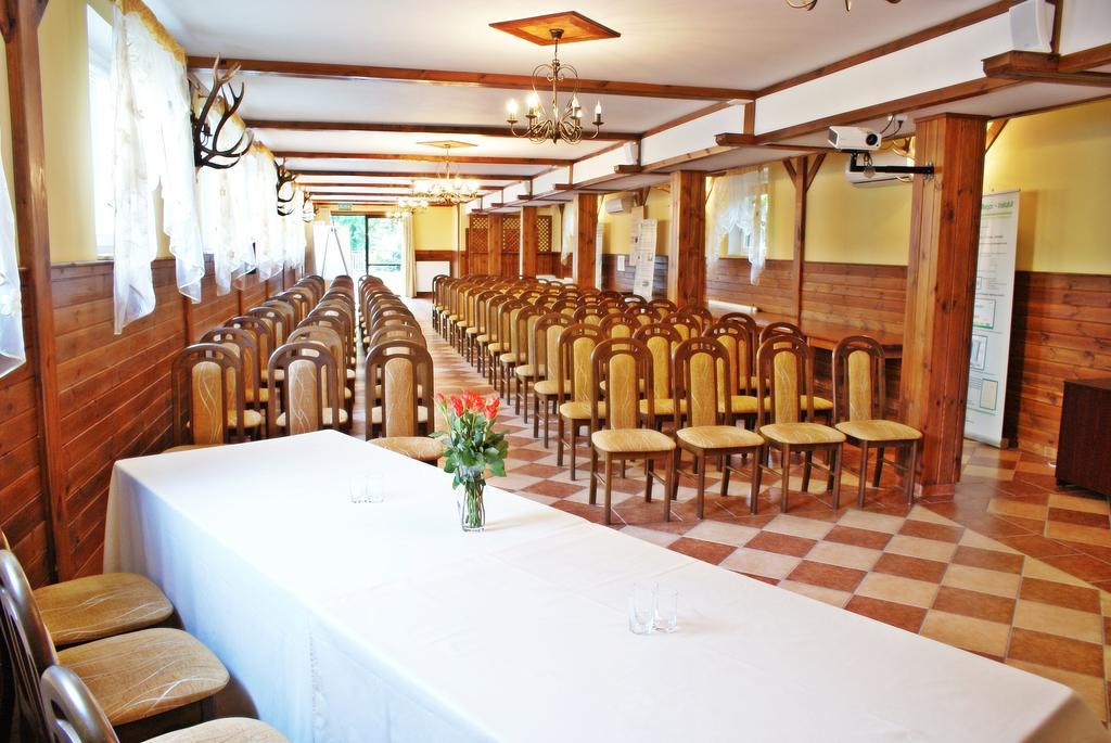 Augustowia Hotel Eksteriør billede