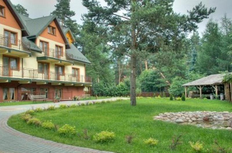 Augustowia Hotel Eksteriør billede